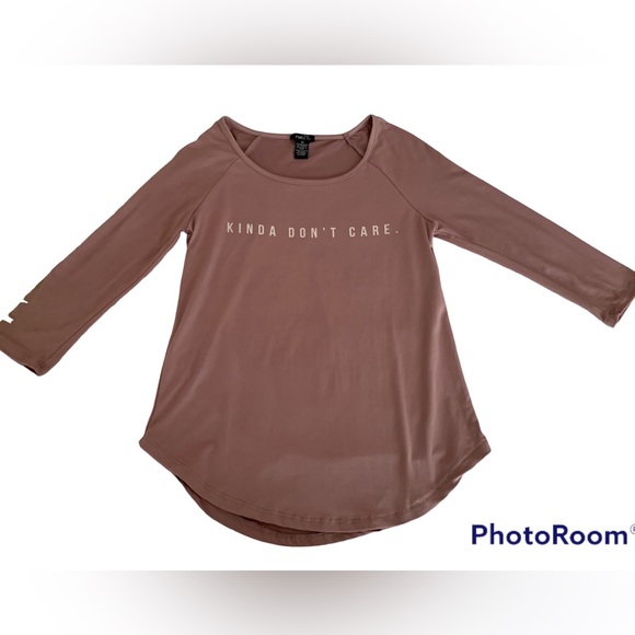 Rue 21 Kinda Don’t Care Shirt 3/4 Sleeves Graphic Soft Mauve Pink Women’s XS - Picture 1 of 11